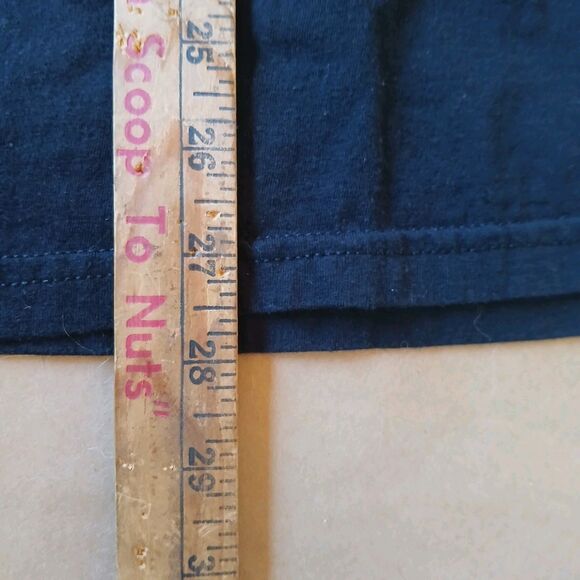 Hello Kitty T-Shirt Size L Sanrio Graphic Print Black Cotton Tee - Picture 6 of 6